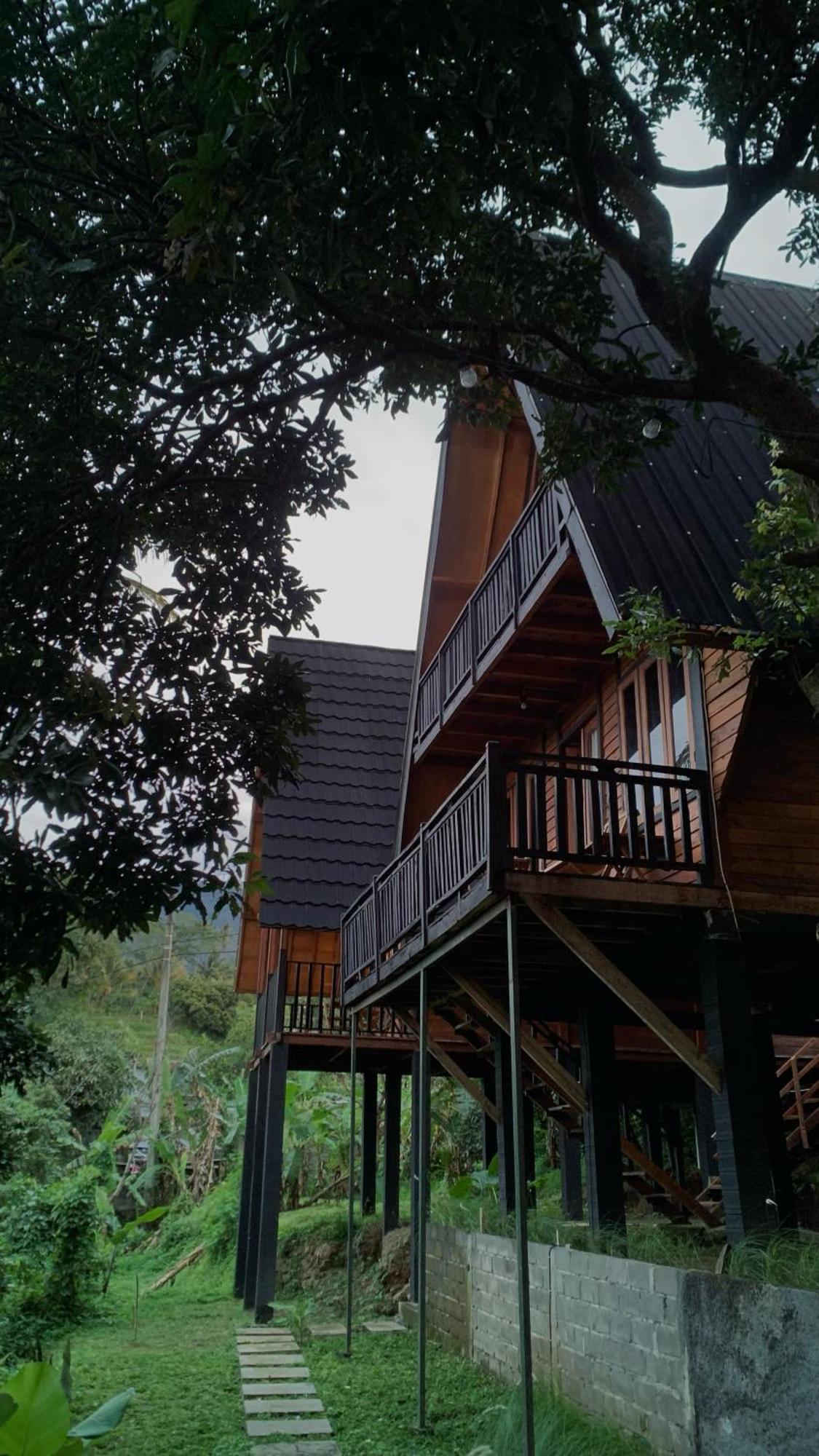 Alaya Villa Bandungan Buitenkant foto